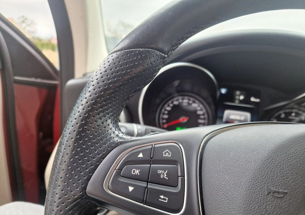 Mercedes-Benz GLC cena 143000 przebieg: 111000, rok produkcji 2019 z Drawsko Pomorskie małe 742